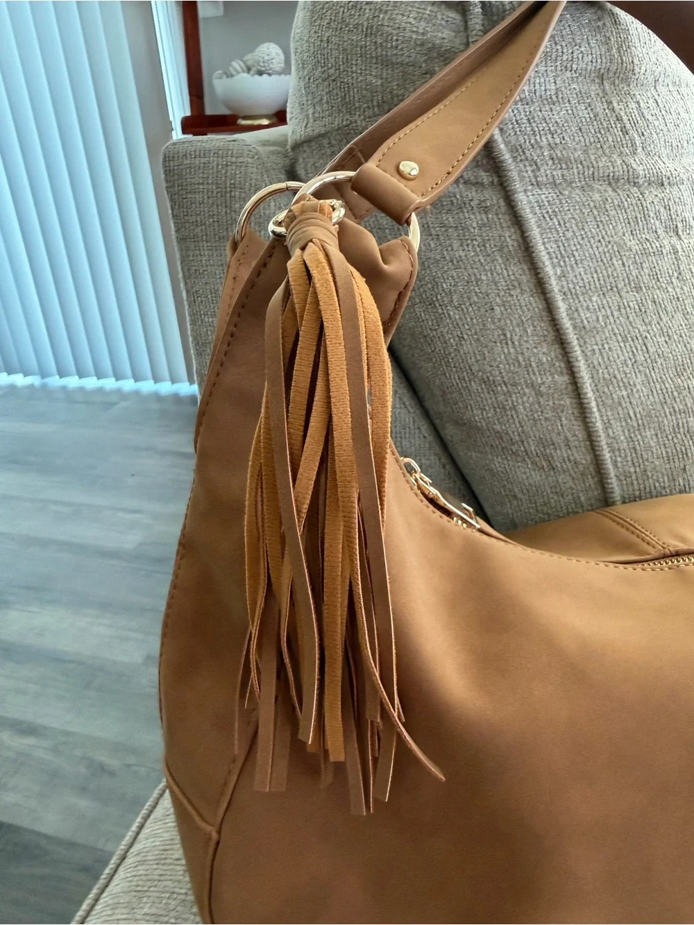 Women’s Tan Leather Hobo Bag - Classic Everyday Shoulder Purse